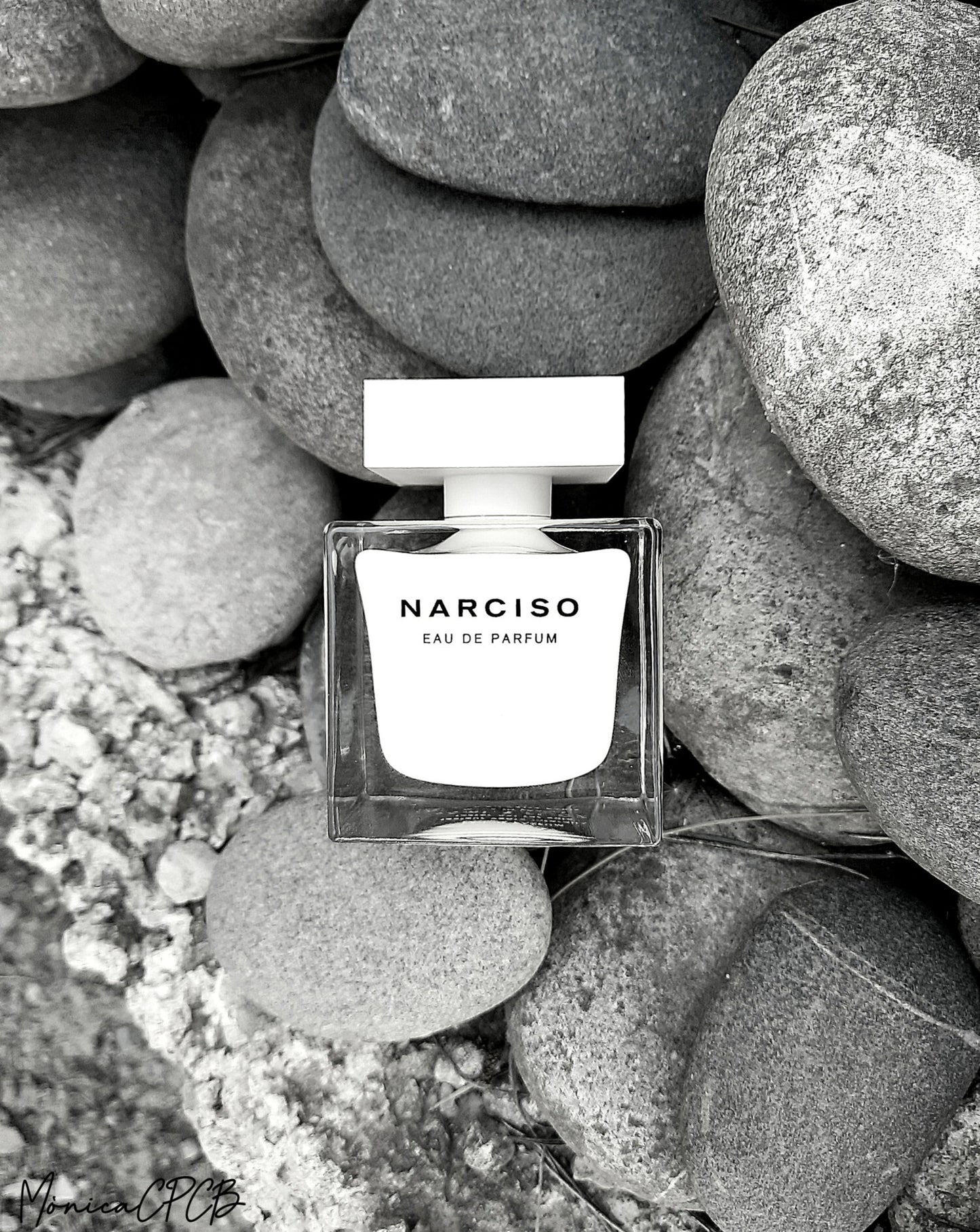 Narciso Rodriguez Narciso Eau de Parfum for Women 90ml – White Floral Musky Fragrance