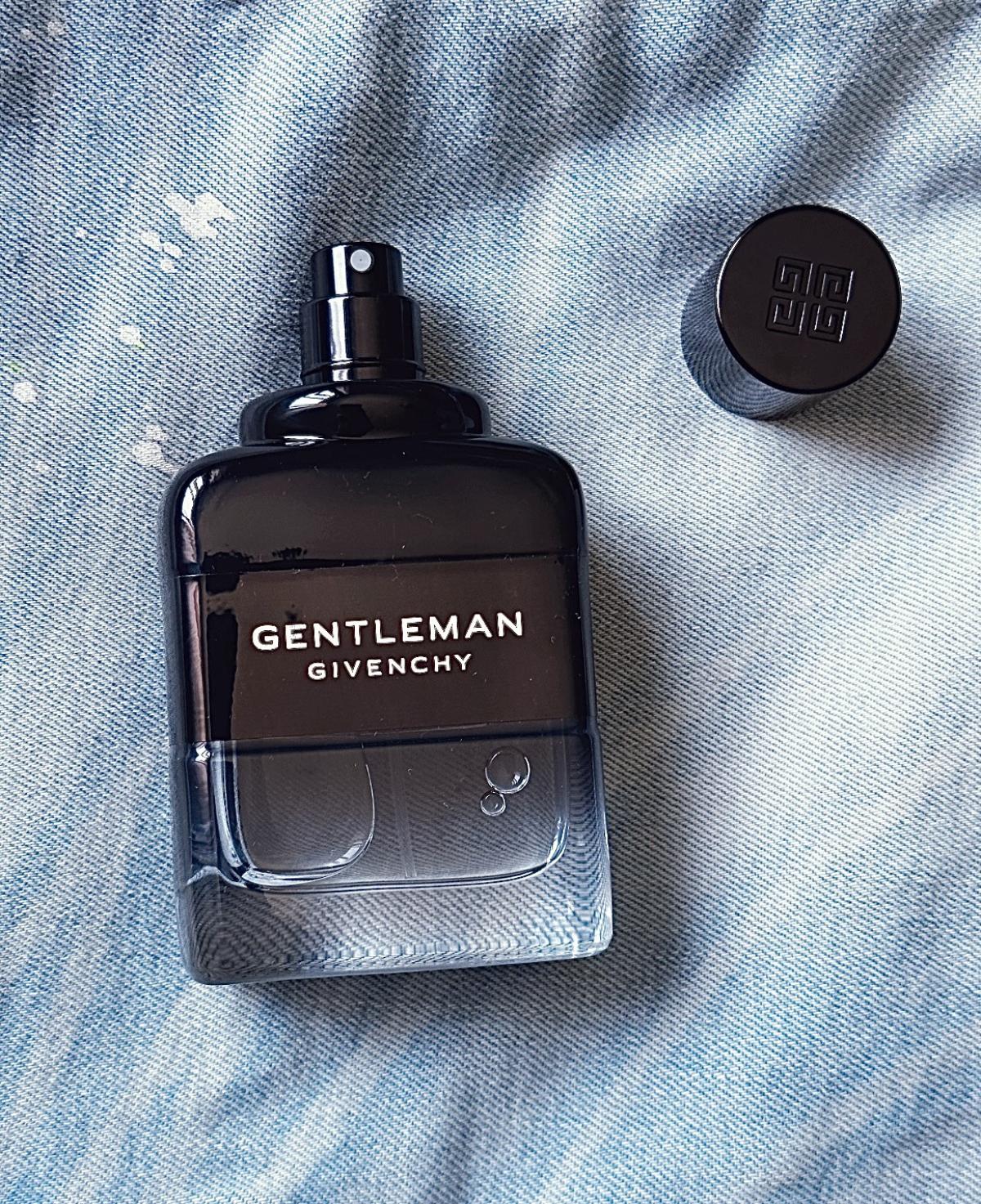 Givenchy Gentleman Eau de Toilette Intense for Men 100ml – Warm Woody Aromatic Fragrance