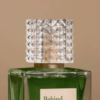 Valentino Behind The Seen Eau de Parfum for Women 90ml – Warm Floral Woody Luxury Fragrance