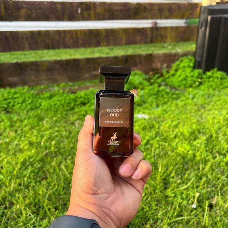 Maison Alhambra Woody Oud Eau De Parfum 80ml – Unisex Fragrance with Oud & Sandalwood Notes