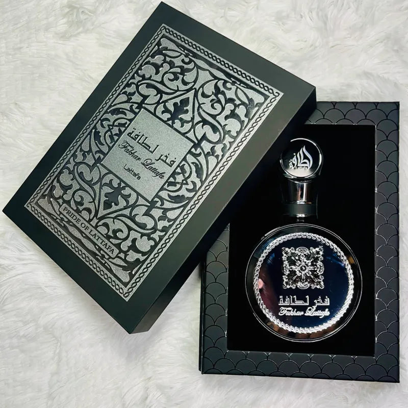 Lattafa Fakhar Black Eau de Parfum 100ml – Oriental Spicy Men’s Luxury Fragrance