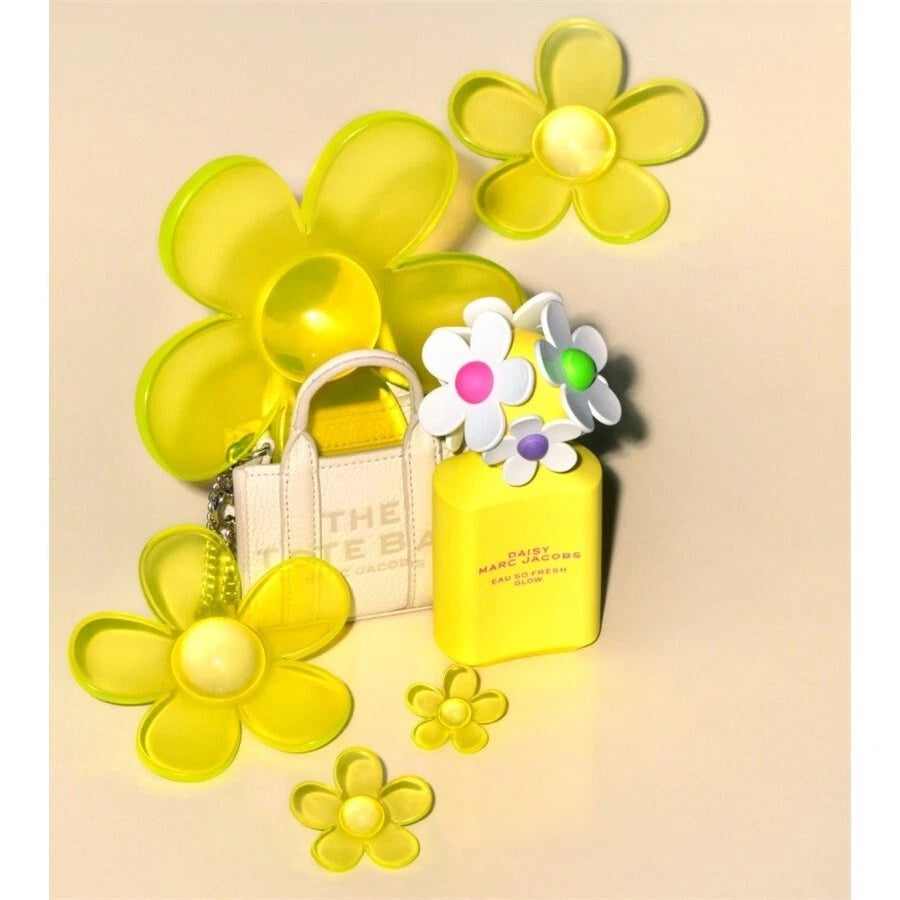 Marc Jacobs Daisy Eau So Fresh Glow Eau de Toilette 75ml 2.5 fl oz Women’s Fresh Floral Fruity Perfume