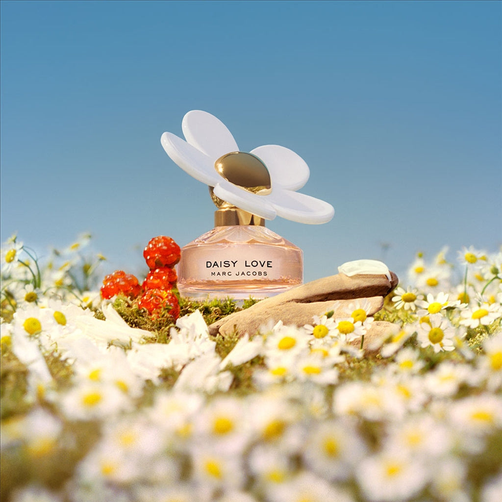 Marc Jacobs Daisy Love Eau de Toilette 100ml 3.4 fl oz Women’s Sweet Floral Fresh Everyday Perfume