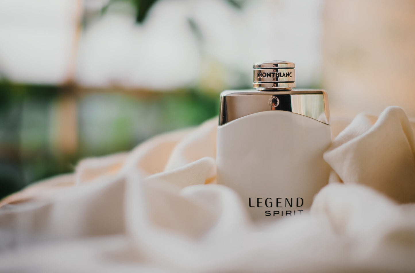 Montblanc Legend Spirit Eau de Toilette for Men 100ml – Fresh Woody Aromatic Fragrance