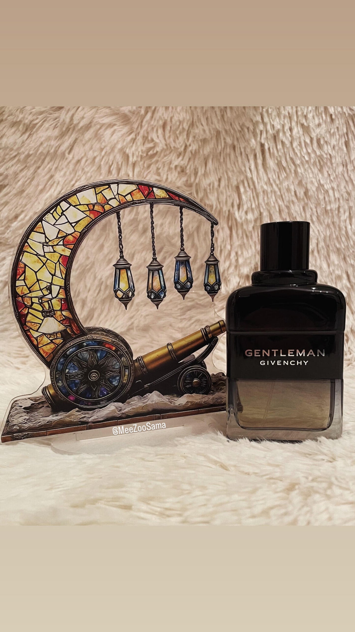 Givenchy Gentleman Eau de Toilette Intense for Men 100ml – Warm Woody Aromatic Fragrance